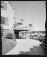 Go to image 1.