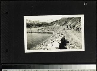 Go to image 33.